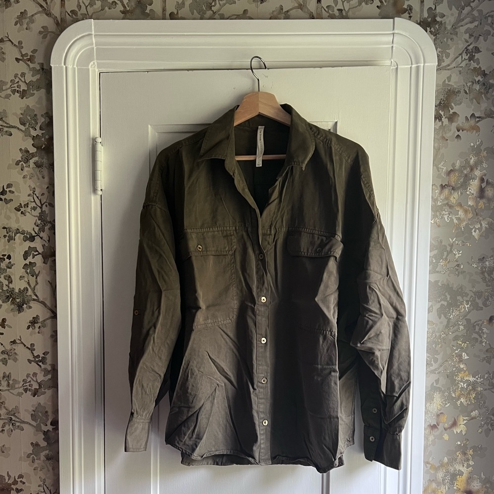 Aritzia The Group Babaton Utility Button Up Shirt